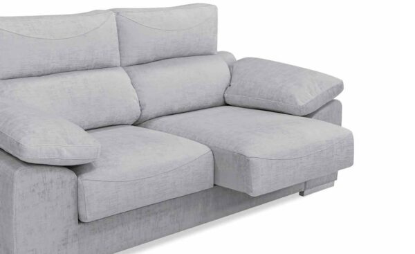 Imagem do Sofá de 2 Lugares Jara com assento deslizante, encosto de cabeça reclinável e pés cromados