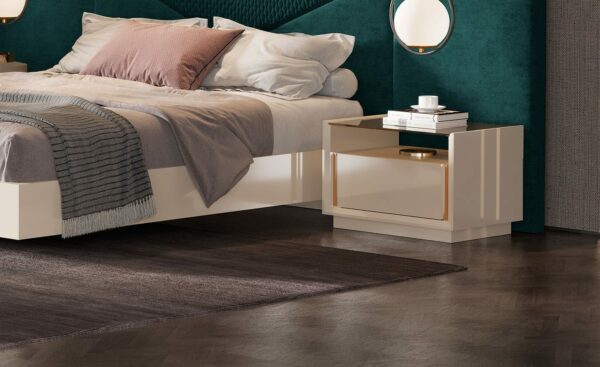 Imagem do Quarto de Casal Lorenzo 3 - Conjunto de móveis elegantes em MDF lacado com cabeceira estofada em veludo móveis com detalhes em latão