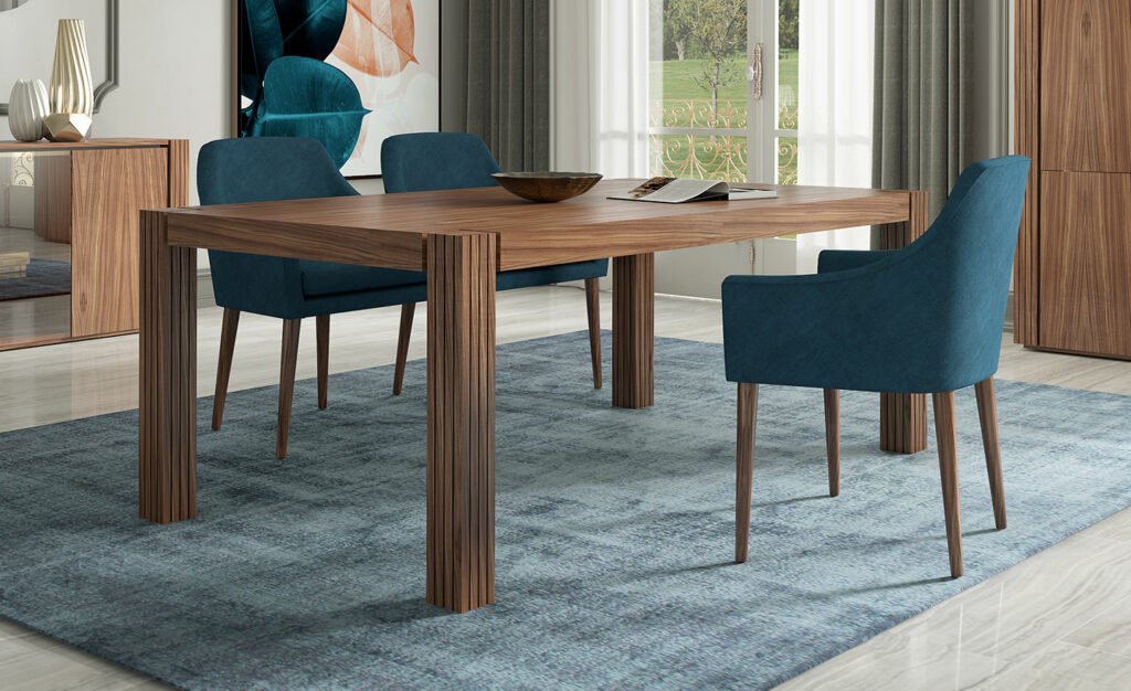 Imagem de Sala de Jantar Nogueira Juliet moderna e elegante com aparador e moldura