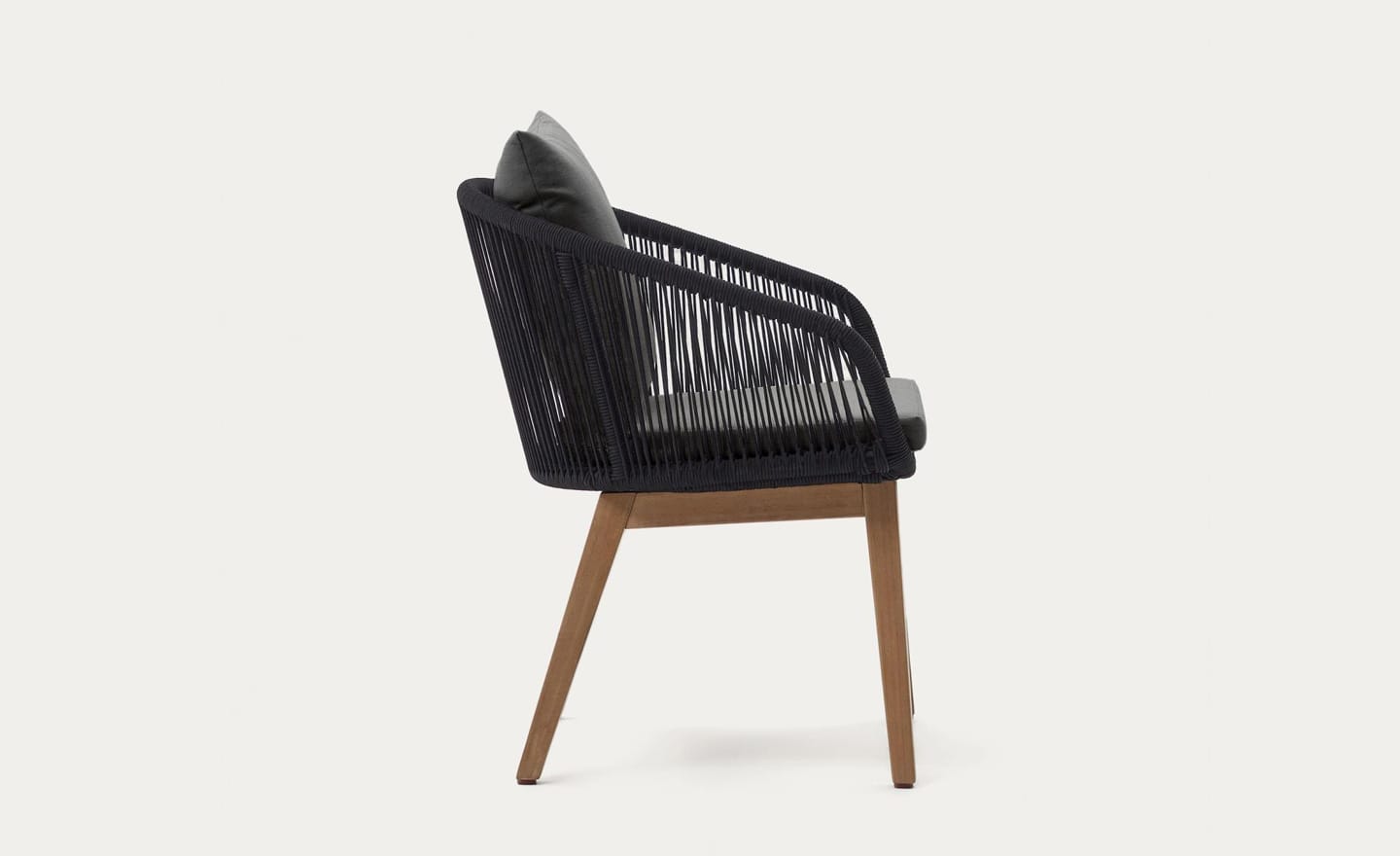 Cadeira de Exterior Portalo Preto em madeira maciça de acácia e corda trançada à mão - J0600051JJ01 | Moveistore