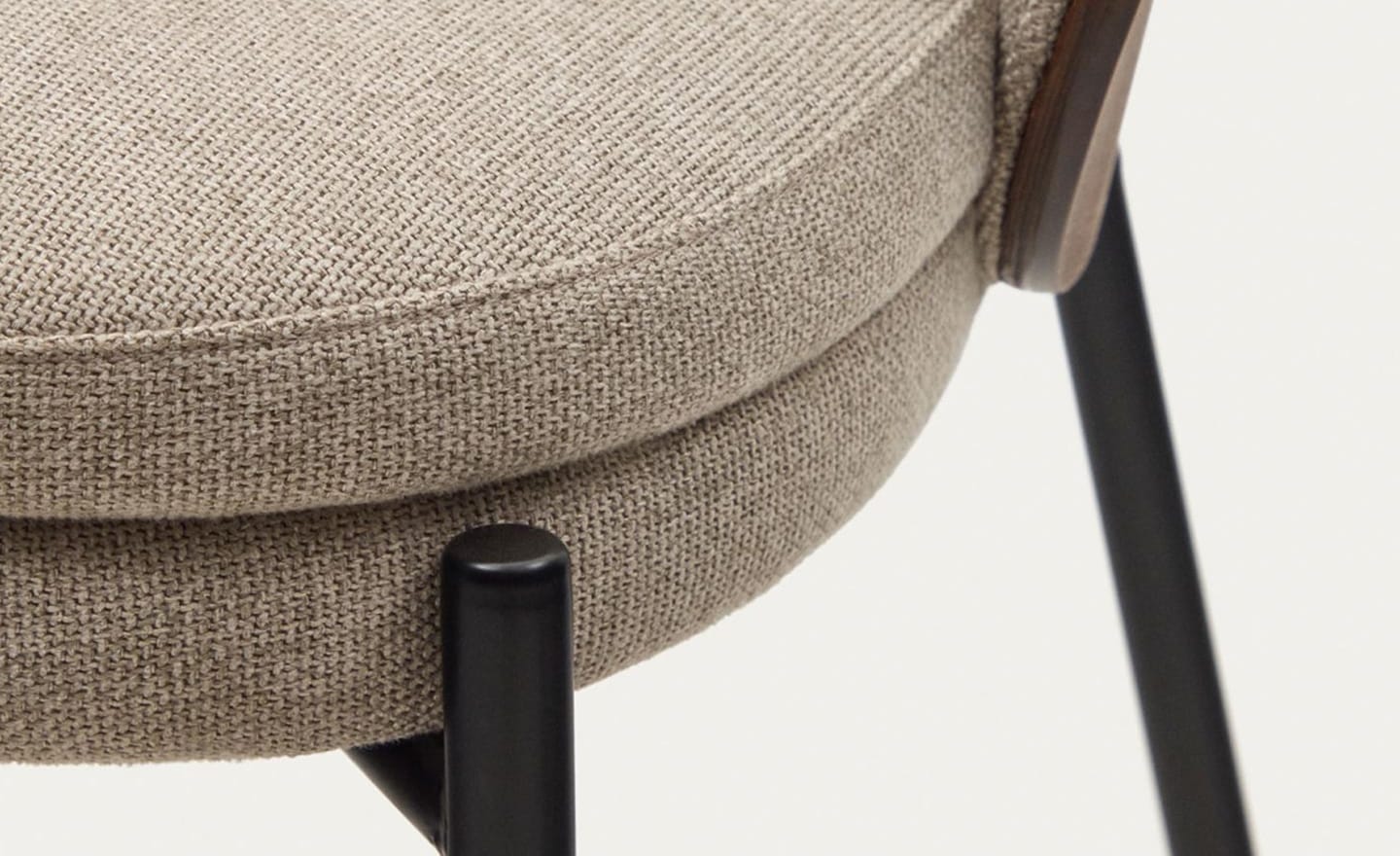 Cadeira Eamy Castanho Claro – C0100003HE03