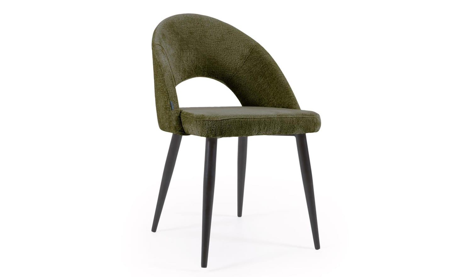 Cadeira Mael Chenille Verde, estofada com tecido chenille aveludado na cor verde. Pernas de metal preto para um design moderno e elegante.