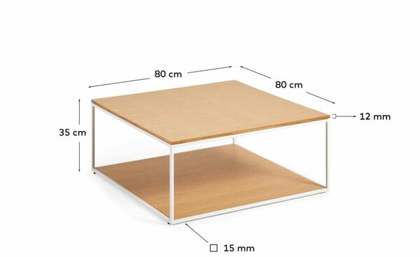 Mesa de Centro Quadrada Yoana Branco Carvalho, tampo e base de carvalho, estrutura de metal branco mate, design versátil e elegante, harmonização de materiais.