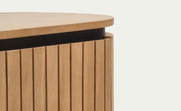 Mesa de Cabeceira Licia, madeira de mangueira, design artesanal.