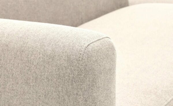 Sofá de 2 Lugares C/ Terminal Neom Bege, sofá estofado em tecido bege estruturado, modular e versátil.