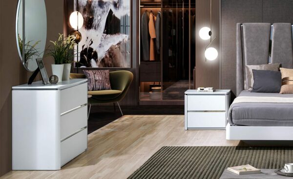 Cómoda Eclipse - Estrutura Moderna em MDF com Detalhes em Espelho
