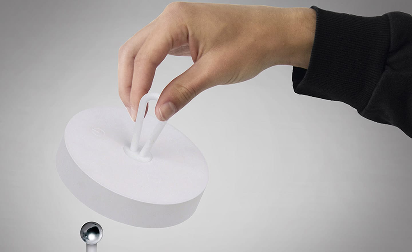 Candeeiro de Mesa Gong Branco 551869