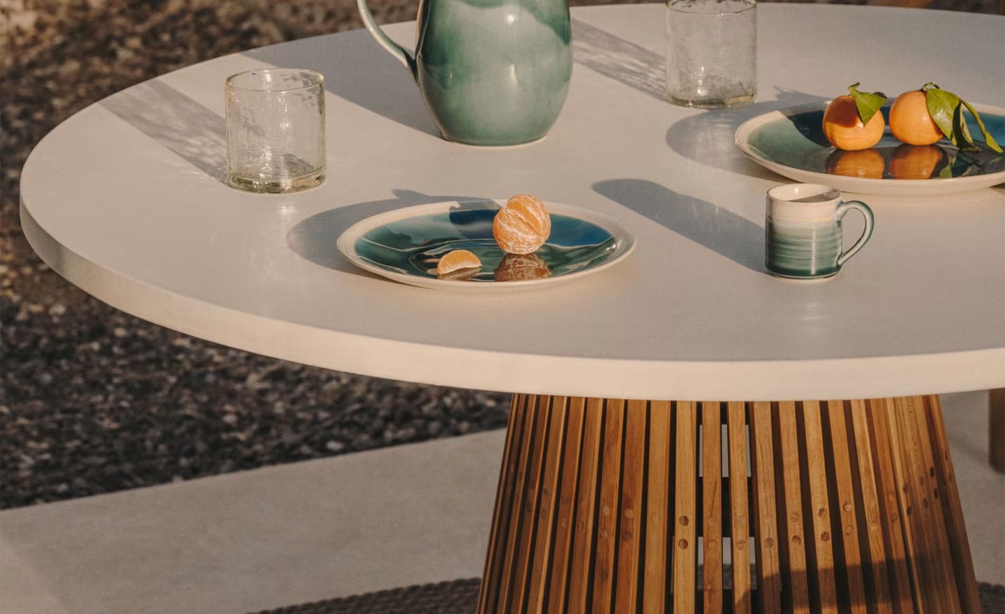 Mesa Redonda de Exterior Alcaufar Cinza 90cm J0100112PR03 – Mesas de Exterior