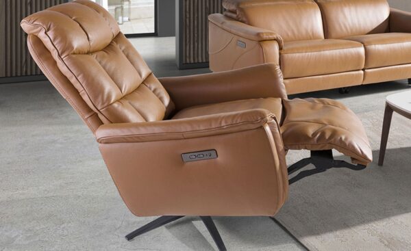 Cadeirão relax giratório Marsalis 5117 com portas USB/USB-C e design moderno | Moveistore