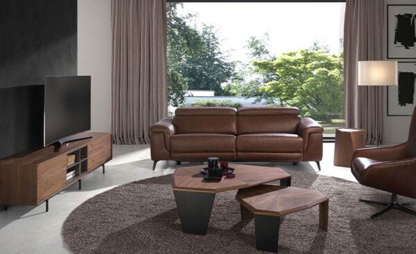 Móvel de TV Tidone 3229 em madeira de nogueira com amplo espaço de arrumação e design moderno | Moveistore