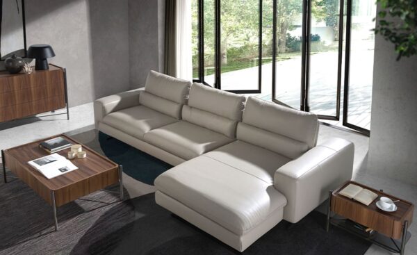 Sofá chaise longue deslizante 6152 com design moderno, pele genuína cinza taupe e detalhes em aço inoxidável preto | Moveistore