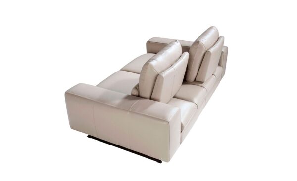 Sofá de 2 lugares em pele Casablanca 6141 com design moderno e elegante | Moveistore
