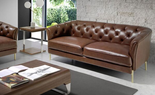 Sofá de 2 lugares em pele Michel 6139 com pés em aço inoxidável dourado e design moderno | Moveistore