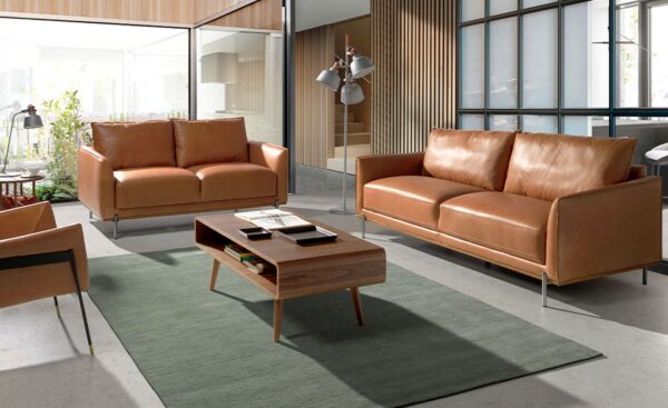 Sofá de 3 lugares em pele Groove 6130 com design moderno e elegante | Moveistore