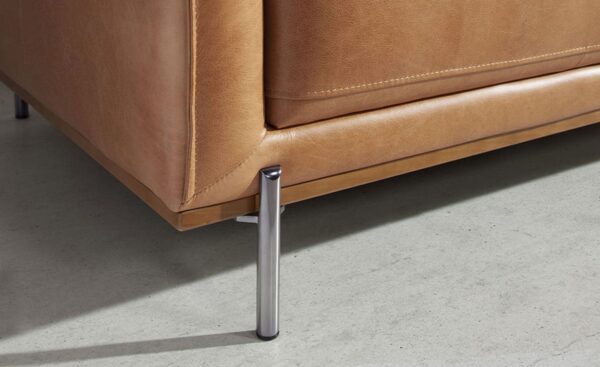 Sofá de 3 lugares em pele Groove 6130 com design moderno e elegante | Moveistore