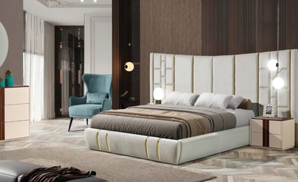 Cama de Casal Aurora Gold com cabeceira estofada e detalhes metálicos | Moveistore