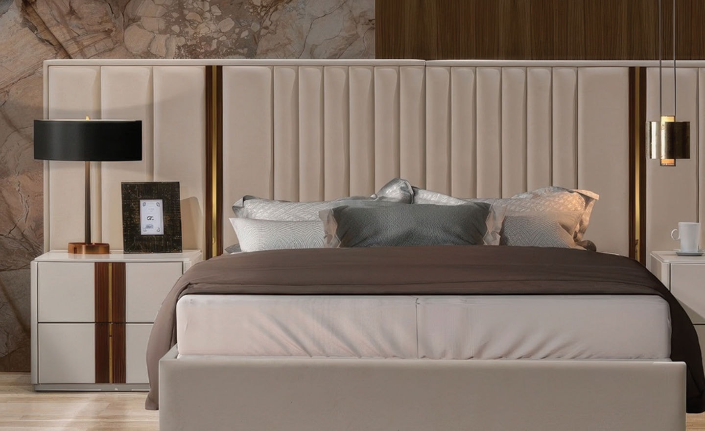 Cama de Casal Imperial Lux com cabeceira estofada e base revestida | Moveistore