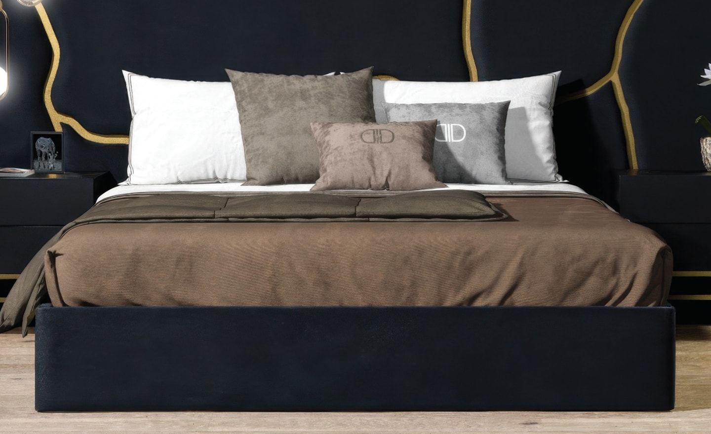 Cama Versailles – Cabeceira Artística e Estrutura Robusta