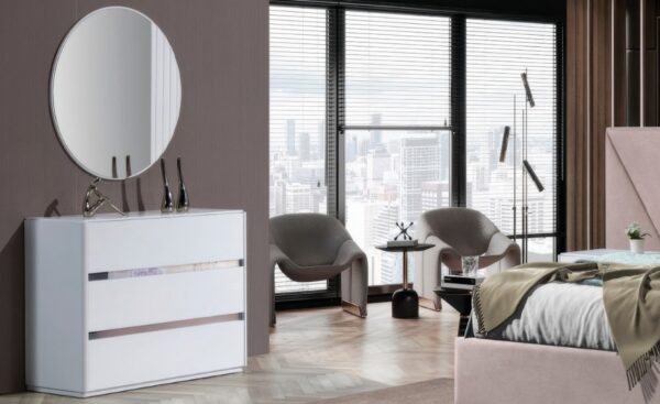 Cómoda Prisma com três gavetas e detalhes metálicos, design moderno e elegante | Moveistore