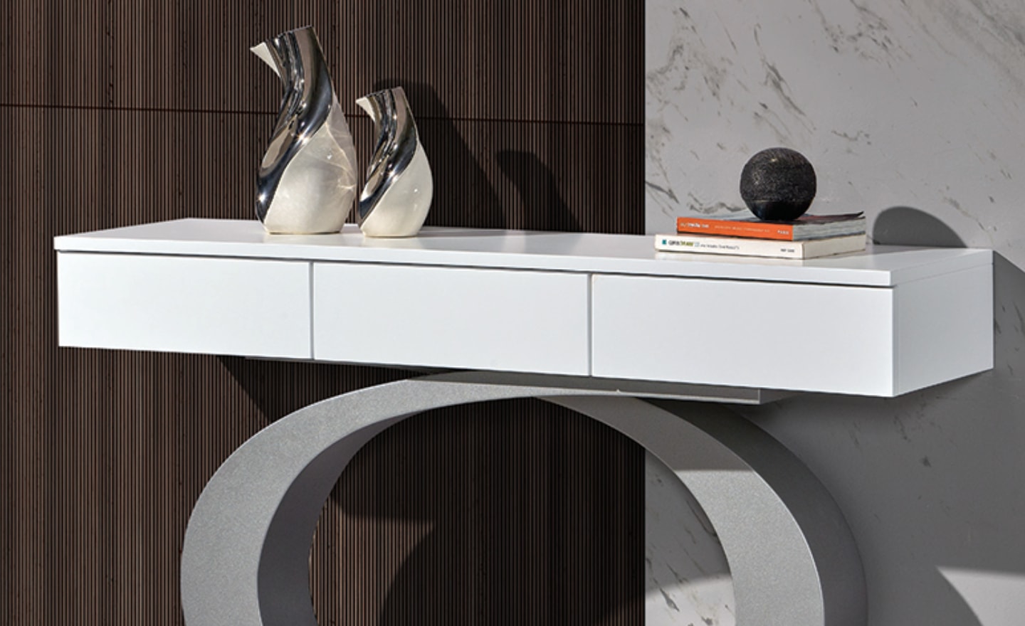 Consola Eclipse – Sofisticação e Movimento em Design Contemporâneo