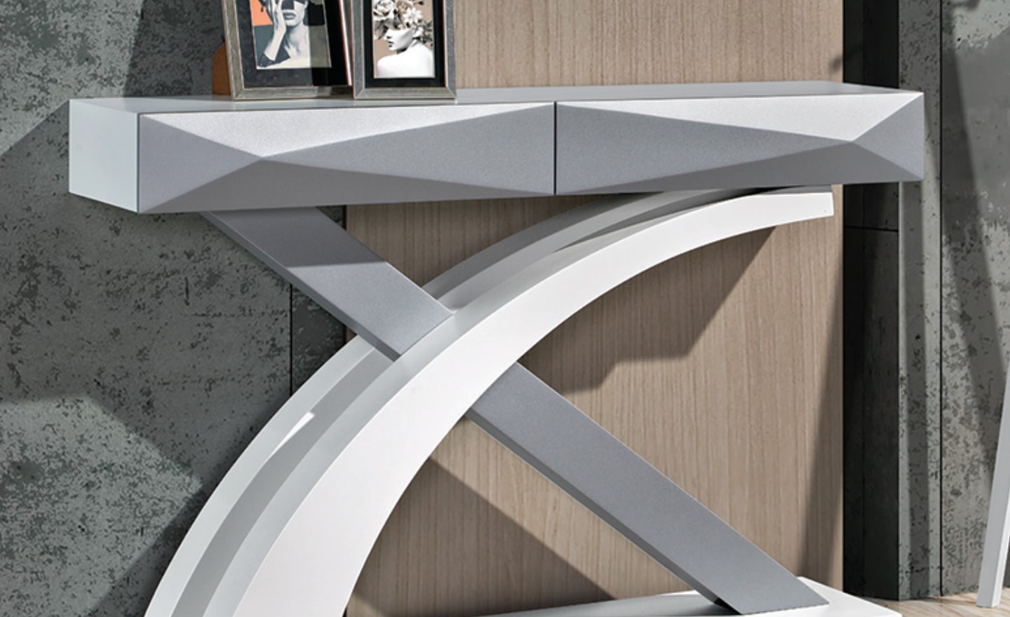 Consola Nexus – Geometria Moderna e Elegância Funcional