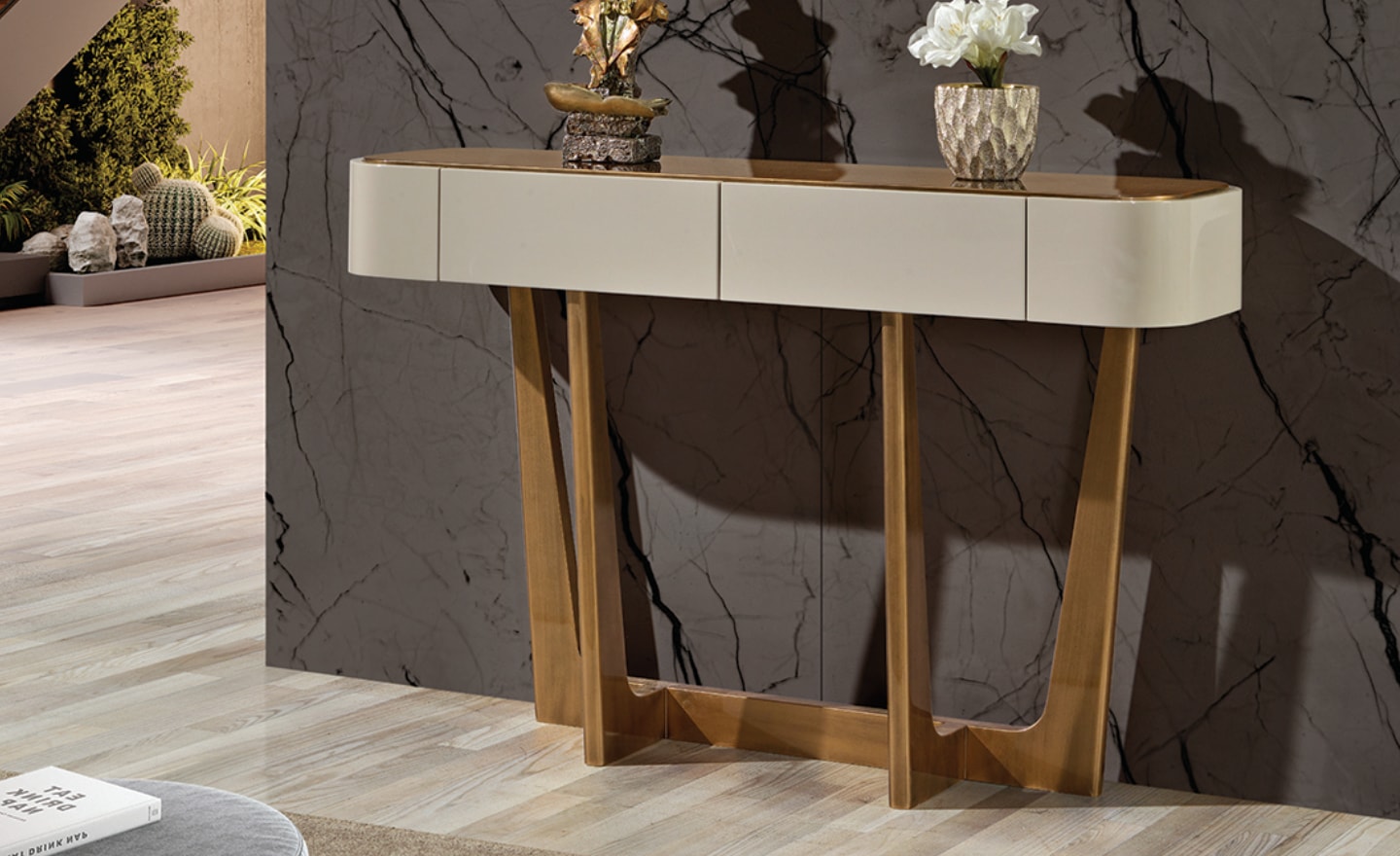 Consola Siena com 3 gavetas, pés em madeira e tampo lacado