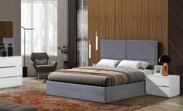 Quarto Urban – Conforto Moderno com Estilo Contemporâneo Quarto de Casal Urban com cama estofada, cómoda e mesas de cabeceira