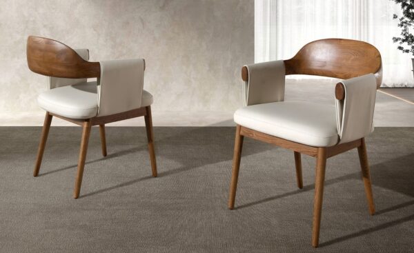 Cadeira Enzo 5186 em couro sintético creme com pernas em madeira cor de nogueira | Moveistore