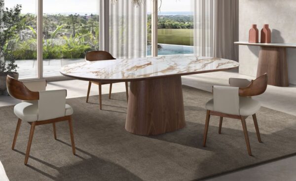 Cadeira Enzo 5186 em couro sintético creme com pernas em madeira cor de nogueira | Moveistore