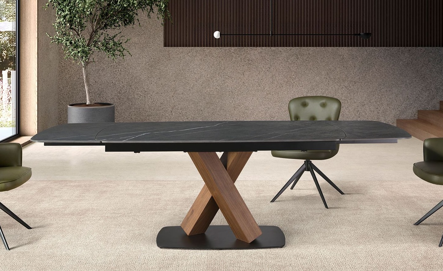 Mesa de Jantar Extensível Cross 1149 com tampo em mármore porcelânico preto veios brancos e pernas em nogueira natural | Moveistore