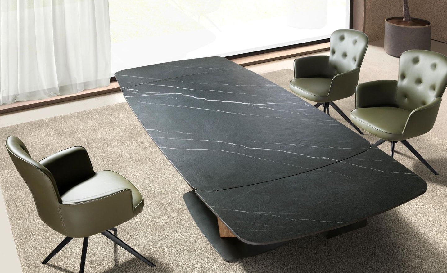 Mesa de Jantar Extensível Cross 1149 com tampo em mármore porcelânico preto veios brancos e pernas em nogueira natural | Moveistore