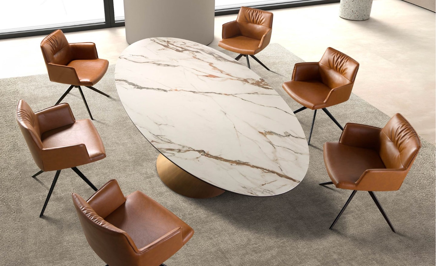 Mesa de Jantar Oval Orian 1160 com tampo em mármore porcelânico branco com veios cinzentos e perna metálica cor de bronze | Moveistore