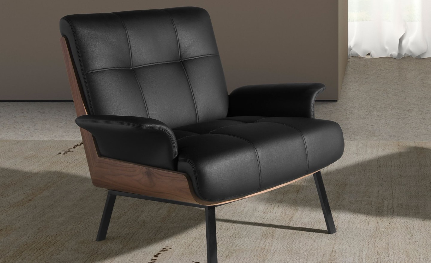 Poltrona Detroit 5140 em couro ecológico preto com estrutura em nogueira natural e pernas metálicas pretas | Moveistore