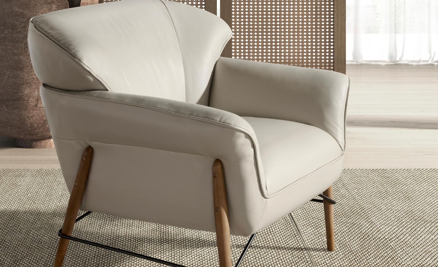 Poltrona em Pele Malmo 5129