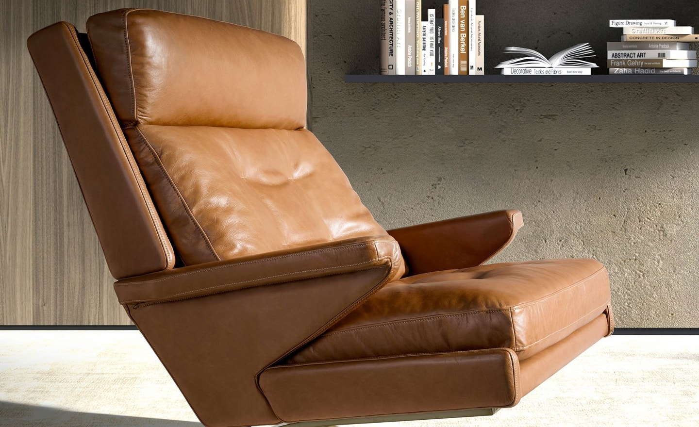 Poltrona em Pele Ferrara 5157 com estofo cor de camelo, acabamento capitonné e estrutura metálica dourada | Moveistore