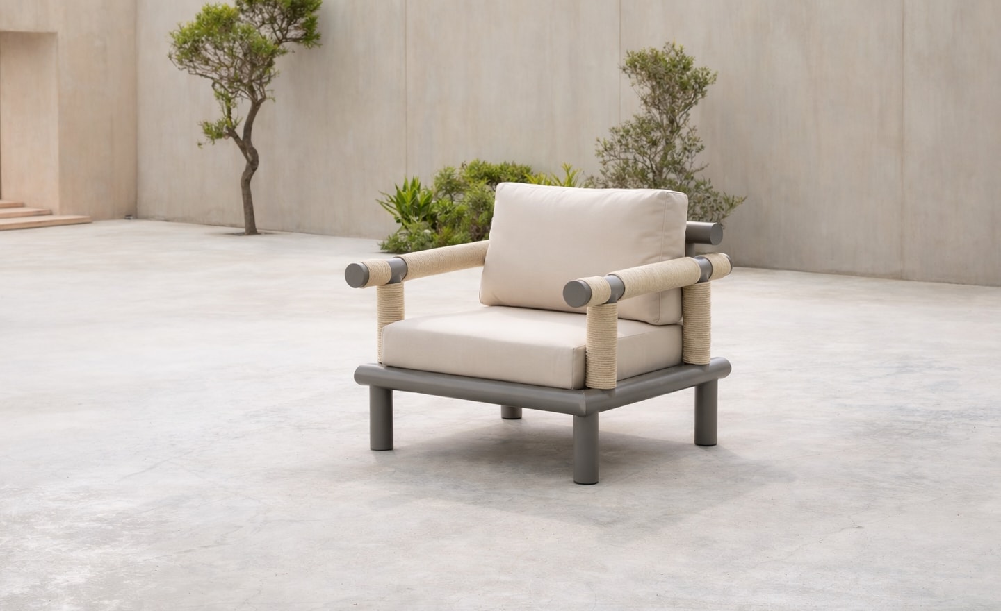 Cadeirão de Exterior Nusa com estrutura tubular, revestimento em corda e almofadas confortáveis | Moveistore