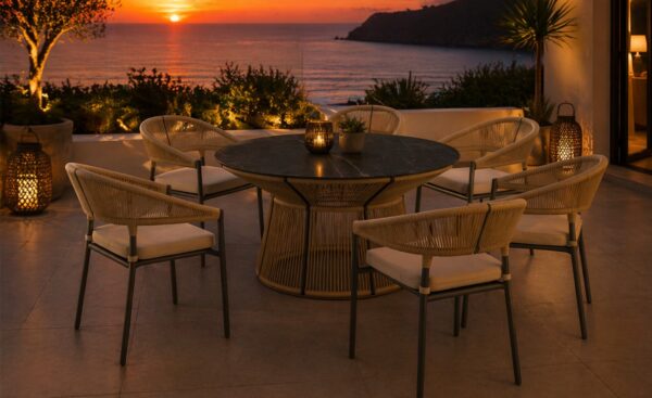 Conjunto Mesa e Cadeiras de Jardim Rodhos com mesa redonda, tampo efeito pedra e cadeiras em corda entrançada | Moveistore