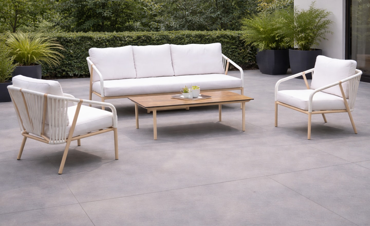 Set de Exterior Melbourne 1 com sofá, cadeirões e mesa de centro em alumínio reforçado | Moveistore