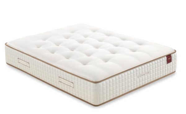Colchão Signatur Molaflex Colchão Signatur Molaflex de molas ensacadas com conforto premium e tecido Damasco | Moveistore